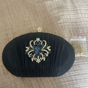 Mulian Lily Evening Clutch – Black & Gold with Jewel Accent